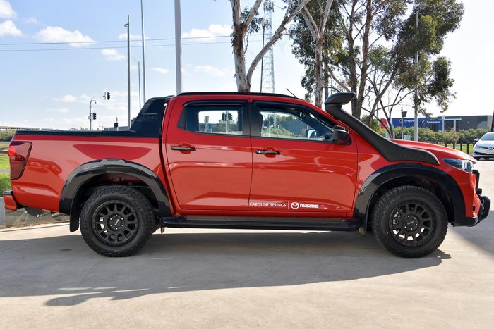 2025 Mazda BT-50 SP