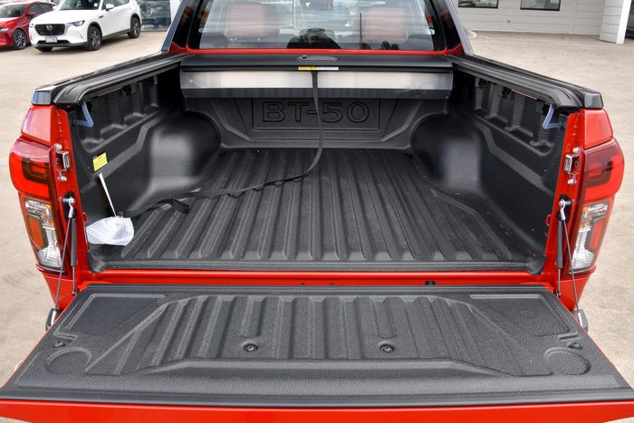 2025 Mazda BT-50 SP