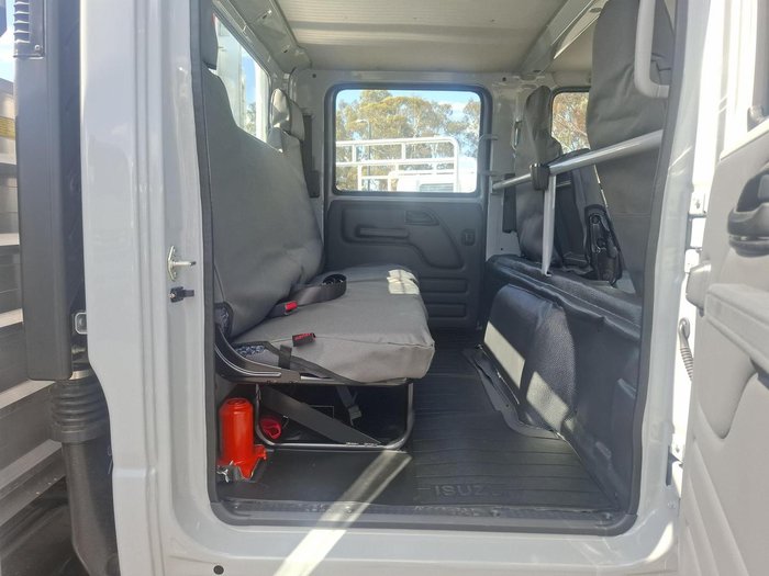 2025 Isuzu Nnr 45-150 Amt Crew Ifs Traypack