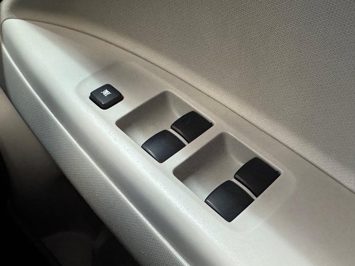 2013 Mitsubishi Mirage LS