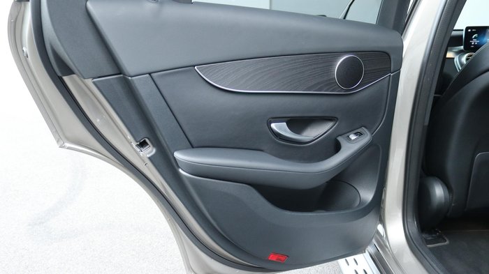 2022 Mercedes-Benz GLC-Class GLC200