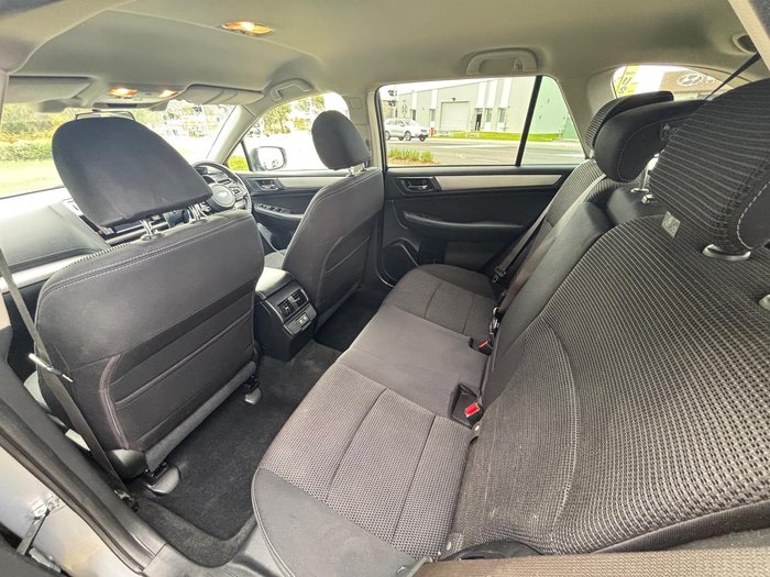 2019 Subaru Outback 2.5i