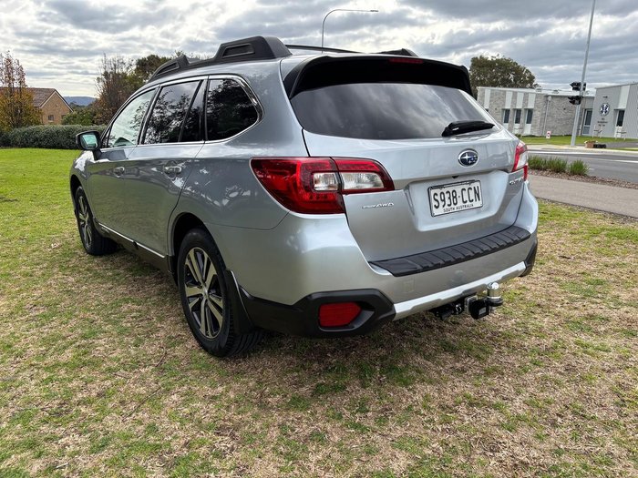 2019 Subaru Outback 2.5i
