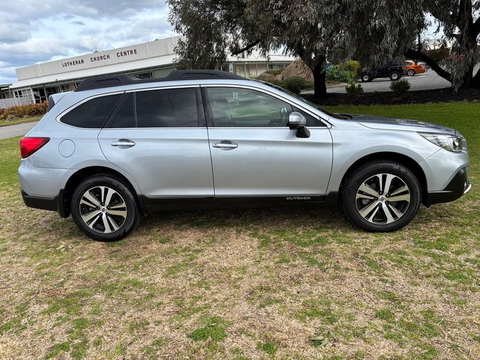 2019 Subaru Outback 2.5i