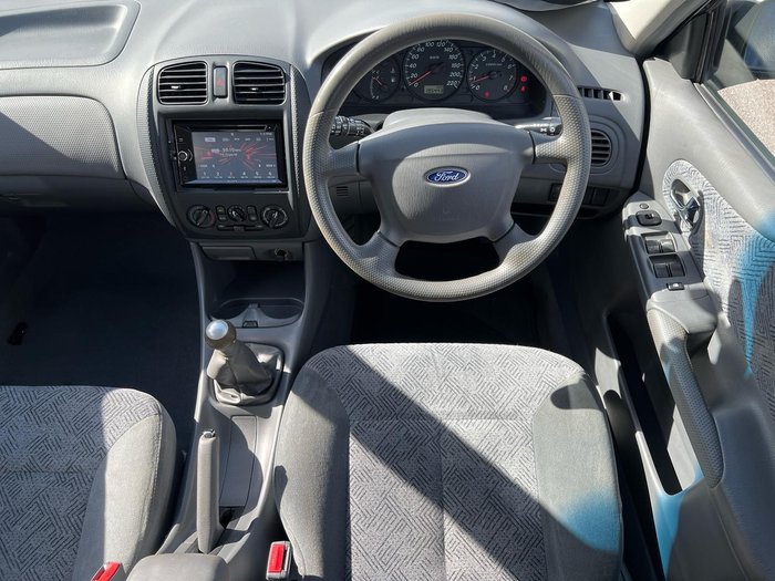 2000 Ford Laser LXi