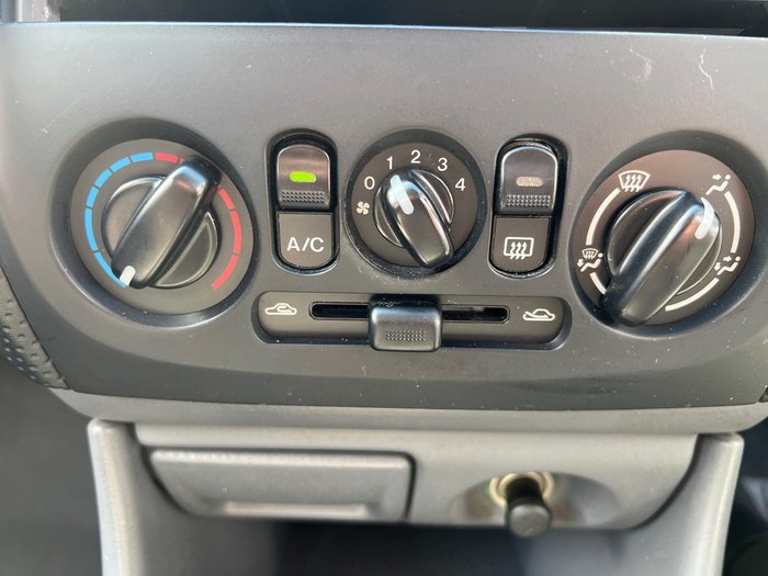 2000 Ford Laser LXi