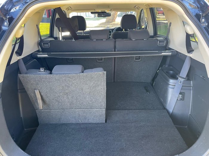 2017 Mitsubishi Outlander LS Safety Pack