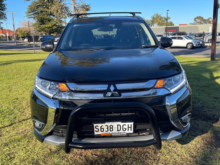 2017 Mitsubishi Outlander LS Safety Pack
