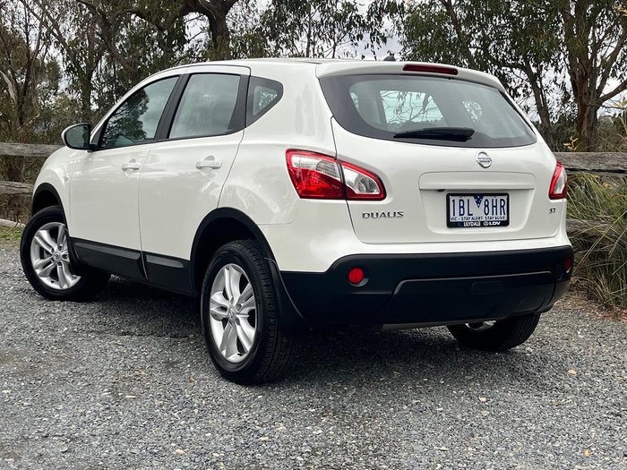2013 Nissan Dualis ST
