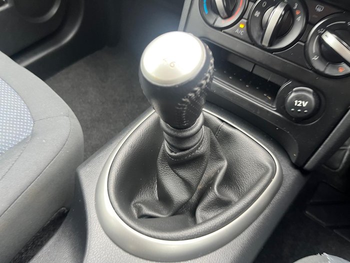 2013 Nissan Dualis ST