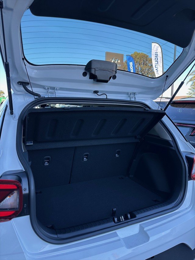 2025 Hyundai Venue QX.V5 MY25 ATLAS WHITE
