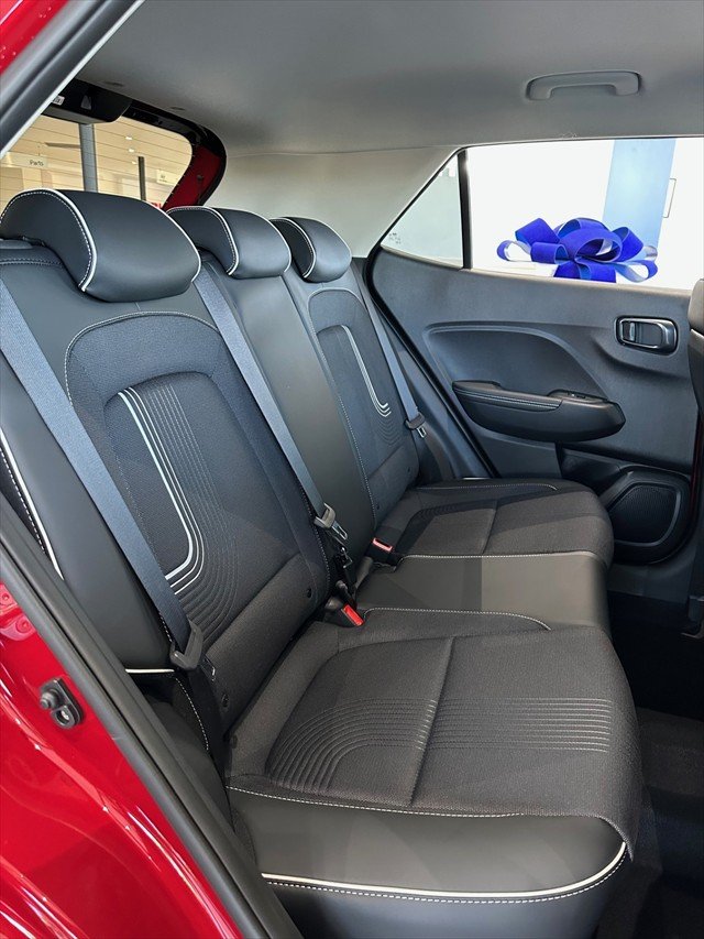 2025 Hyundai Venue Elite QX.V5 MY25 ULTIMATE RED + ABYSS BLACK TTR