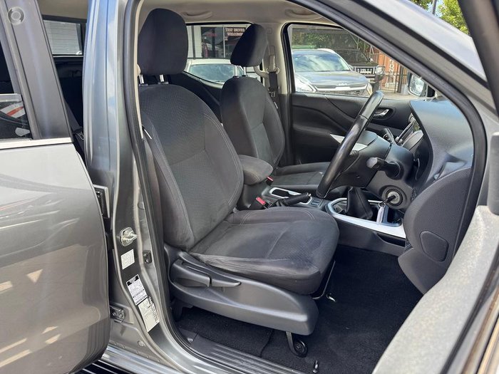 2019 Nissan Navara ST