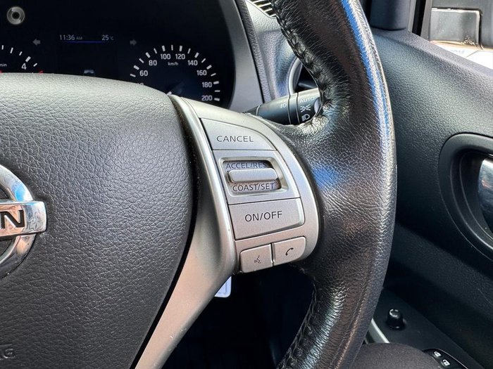 2019 Nissan Navara ST