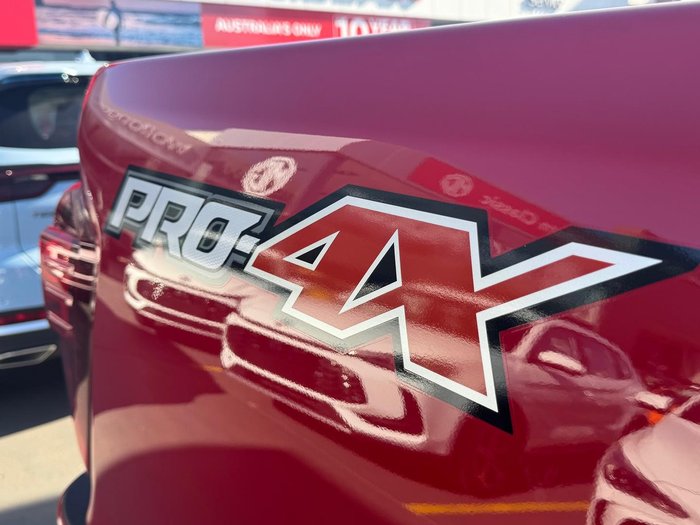 2025 Nissan Navara PRO-4X