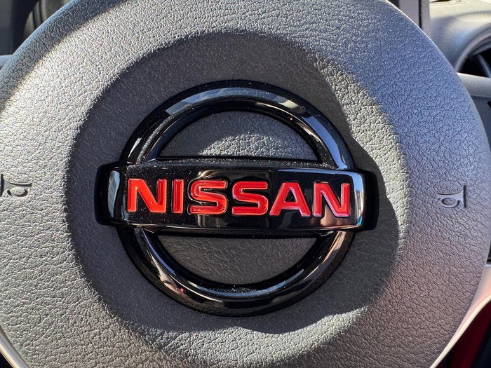 2025 Nissan Navara PRO-4X