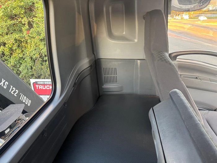 2016 Isuzu Fyj WHITE