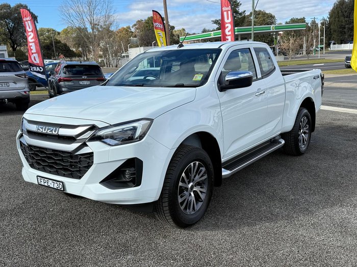 2024 Isuzu D-MAX LS-U