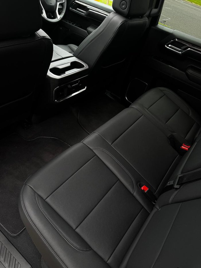 2025 Chevrolet Silverado 1500 LTZ Premium W/Tech Pack T1 MY24 4X4 Black