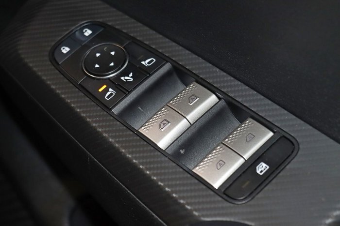 2024 Mitsubishi Outlander LS