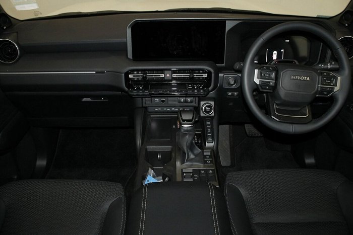 2024 Toyota Landcruiser Prado VX
