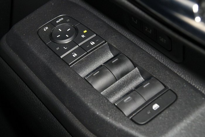 2024 Toyota Landcruiser Prado VX