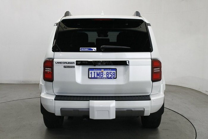 2024 Toyota Landcruiser Prado