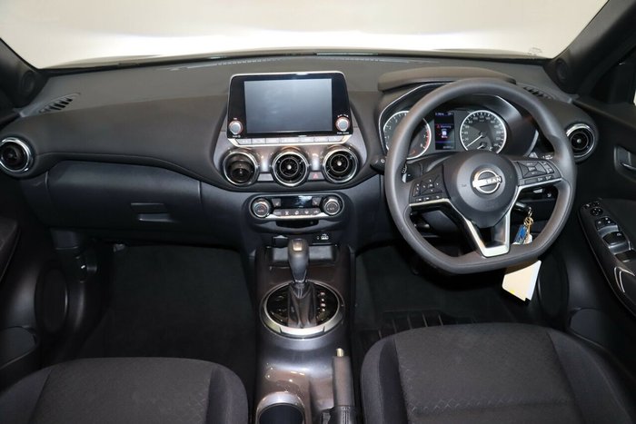 2023 Nissan JUKE ST+
