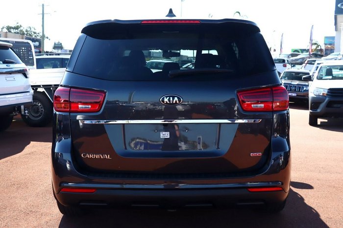 2020 Kia Carnival
