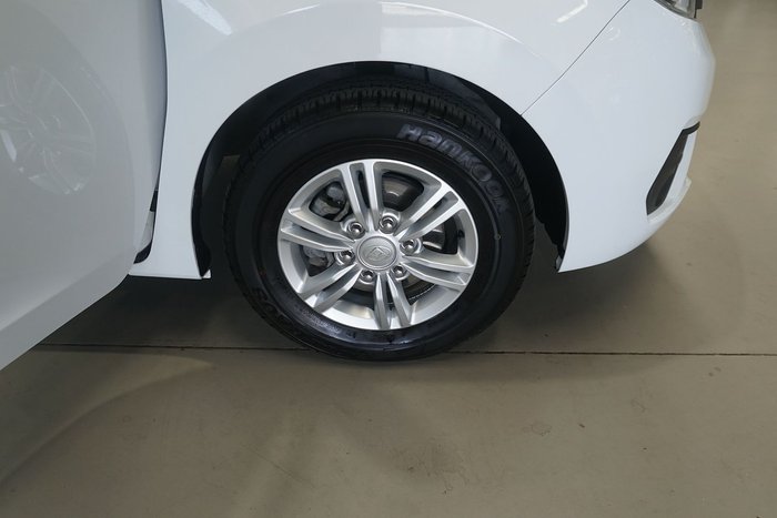 2023 LDV G10 +