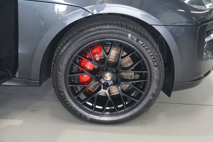 2021 Porsche Macan GTS