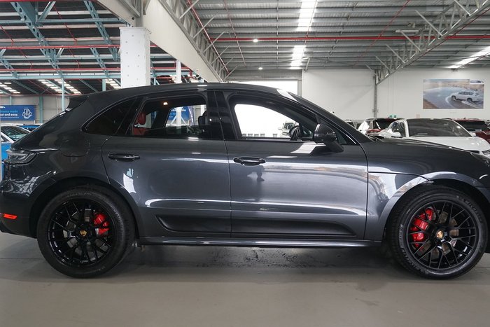 2021 Porsche Macan GTS