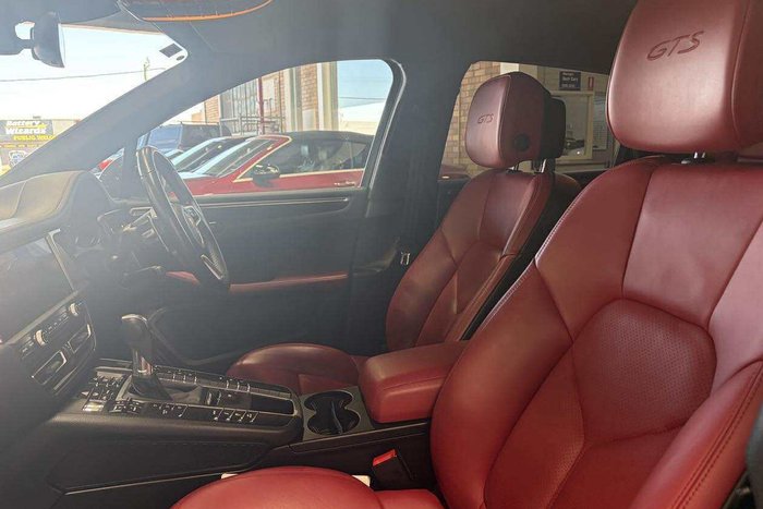 2021 Porsche Macan GTS