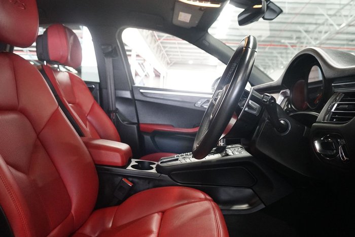 2021 Porsche Macan GTS