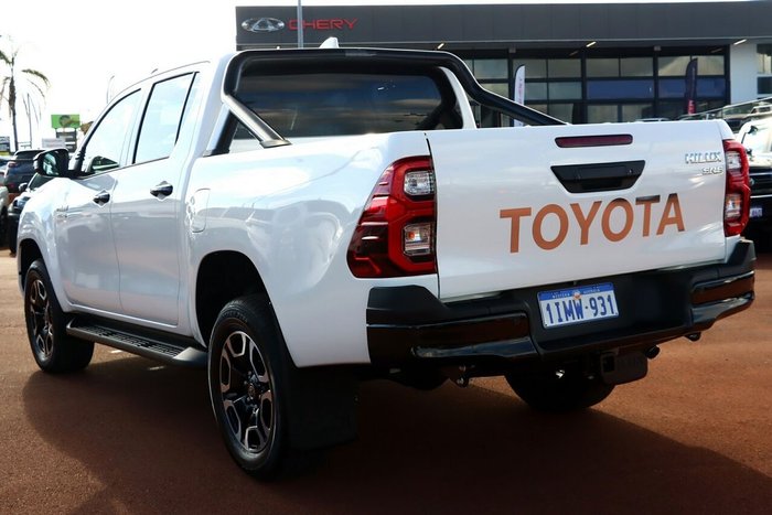 2024 Toyota Hilux