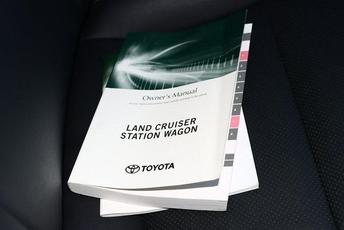 2022 Toyota Landcruiser VX