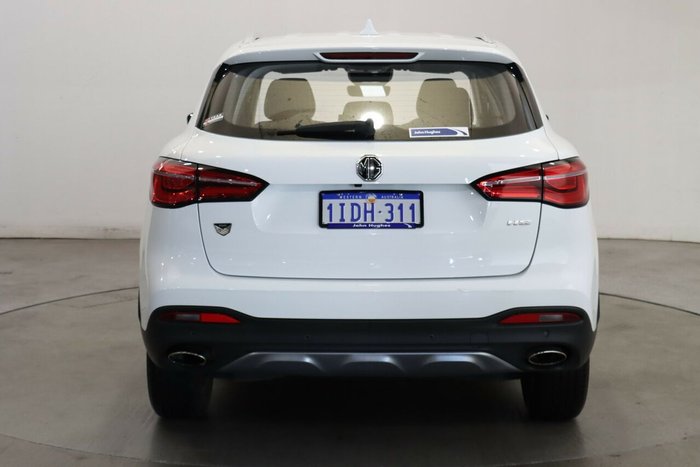 2024 MG HS