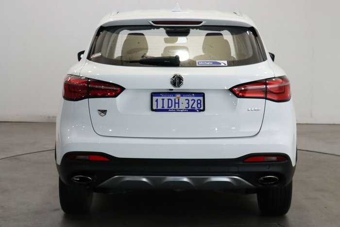 2024 MG HS