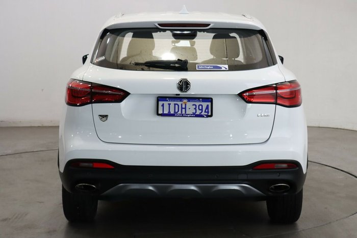 2024 MG HS