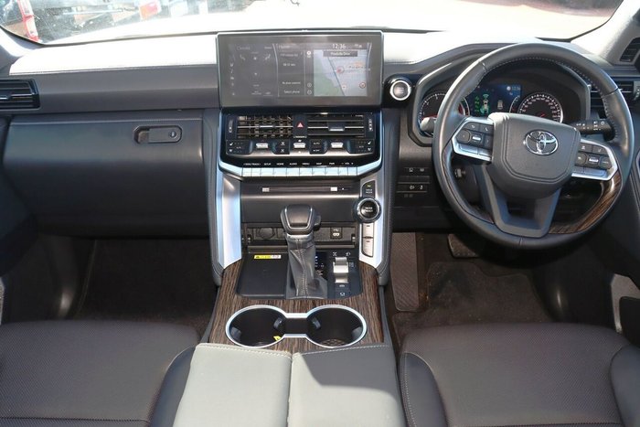 2024 Toyota Landcruiser VX