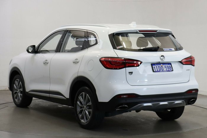 2024 MG HS