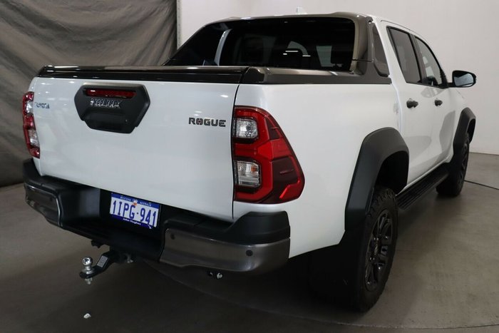 2022 Toyota Hilux Rogue