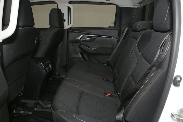 2021 Isuzu D-MAX LS-M