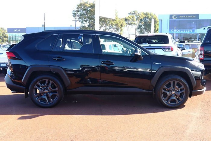 2024 Toyota RAV4 Edge