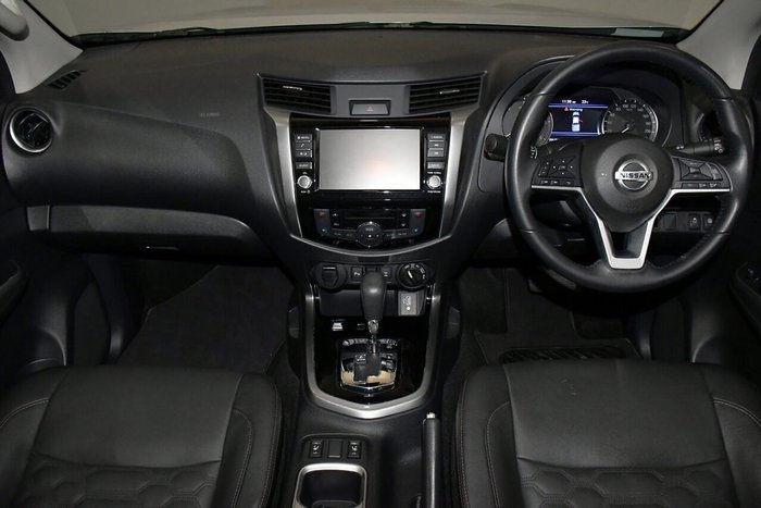 2023 Nissan Navara ST-X