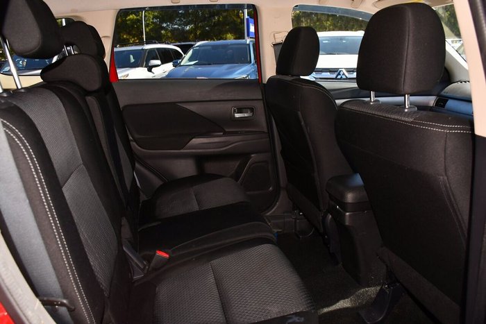 2016 Mitsubishi Outlander XLS