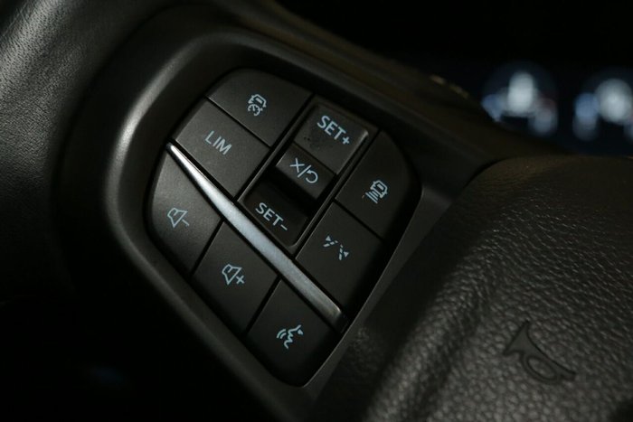 2023 Ford Everest Platinum