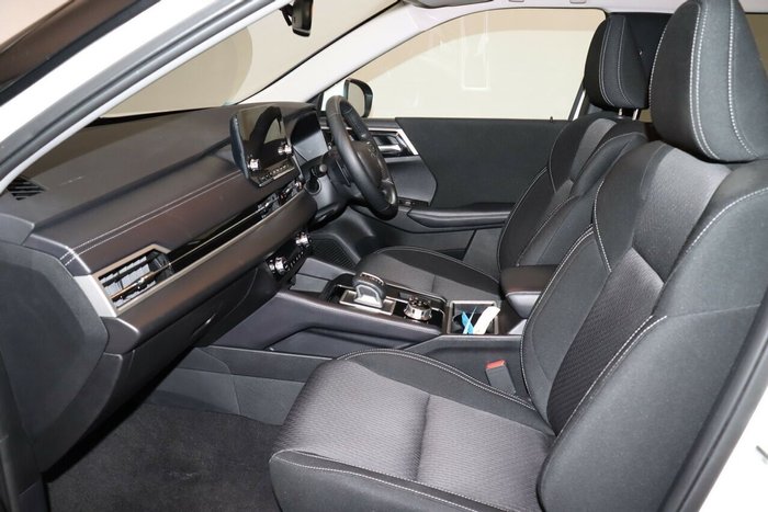 2024 Mitsubishi Outlander LS