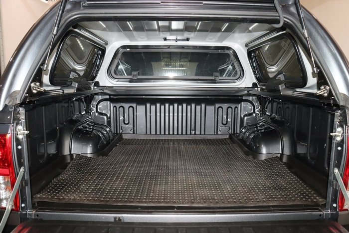 2020 Toyota Hilux Rugged X