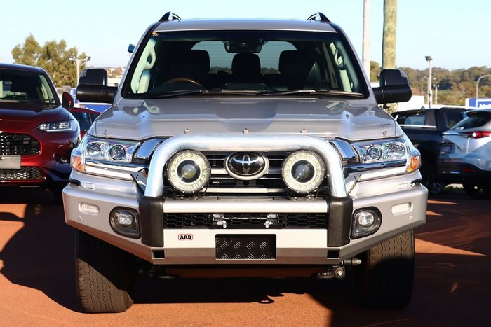 2020 Toyota Landcruiser